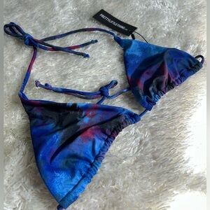 PrettyLittleThing Blue and Red Bikini Top